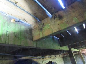 some joists do not employ hangers